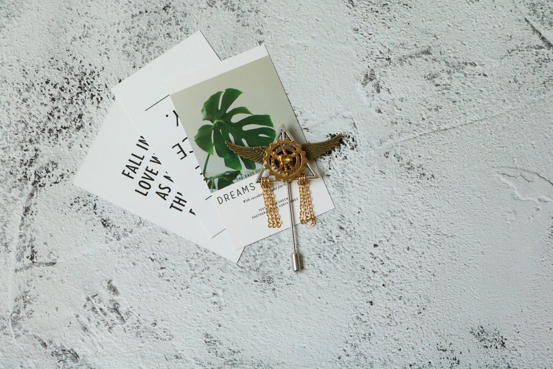蒸汽庞克齿轮翅膀流苏胸针西装别针 - 胸针 - 其他材质 金色