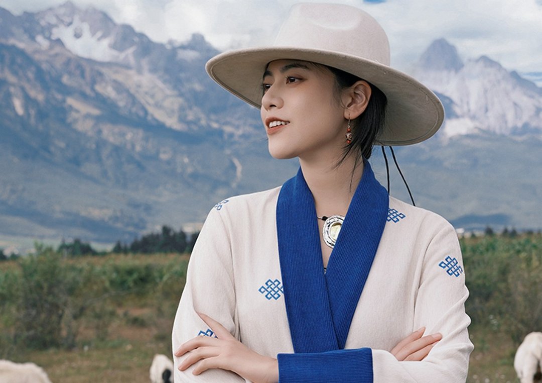 吉祥结 新中式復古藏装 清雅刺绣上衣外套 - 女装上衣 - 其他材质 蓝色