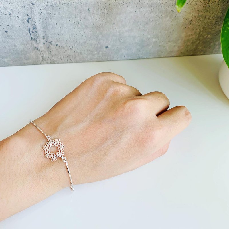 925纯银 / 气质细致 • 小花圈手链 - 手链/手环 - 纯银 银色