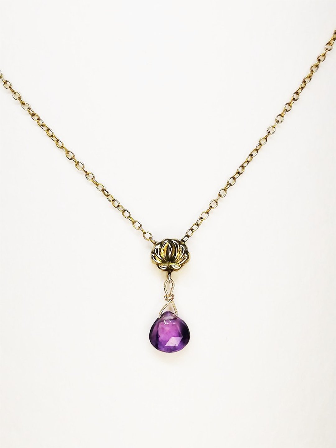 Hungarian embroidery flower motif-yellow gold plate Antique style/amethyst - 项链 - 其他金属 金色