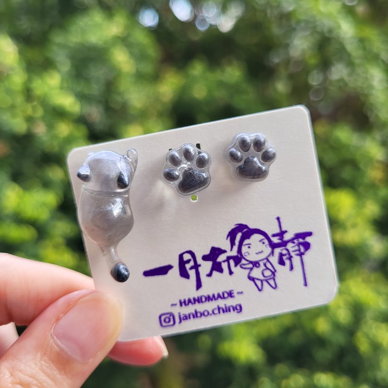 银雾肉球喵爪耳环 - 耳环/耳夹 - 树脂 