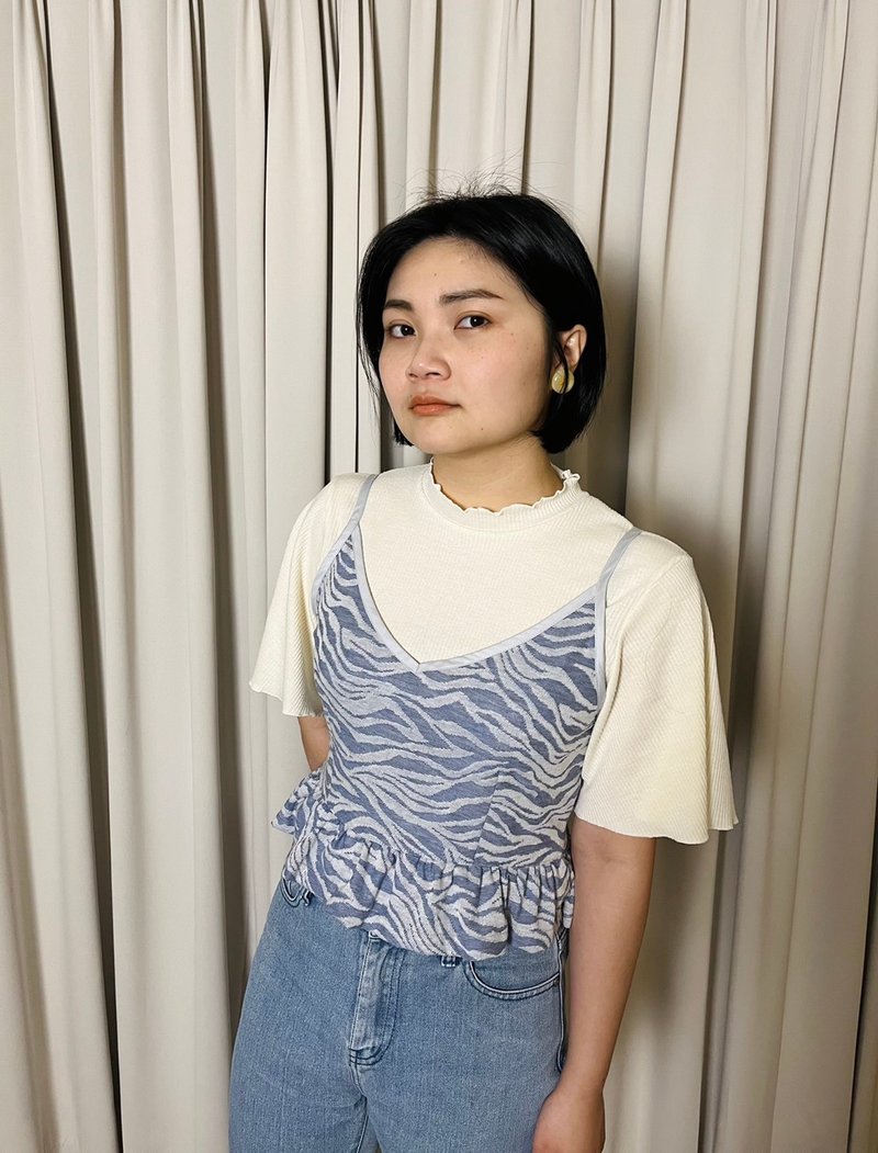 2022四月七日 - 斑马纹细肩带上衣 - 女装背心 - 其他材质 蓝色
