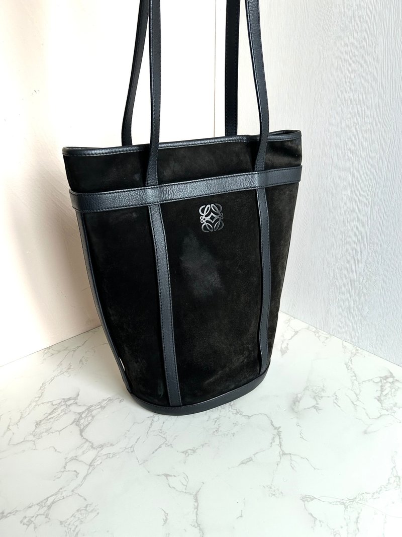 绝版中古包 Loewe黑色拼皮水桶托特包 侧背包 皮革包 二手单肩包 - 侧背包/斜挎包 - 真皮 黑色