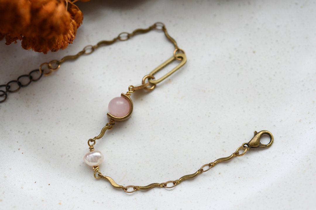 Pearl NO.10│ 珍珠x粉色糖果玛瑙x黄铜 │ 黄铜手链 - 手链/手环 - 铜/黄铜 粉红色