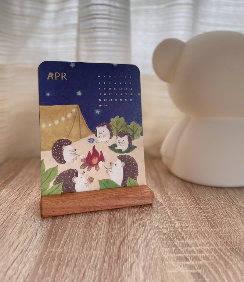 2024青苔动物月历/木座桌历 - 年历/台历 - 纸 