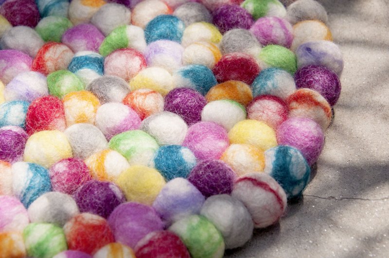 羊毛毡坐垫 羊毛毡地毯 羊毛毡球地垫 羊毛毡椅垫羊毛毡锅垫-糖果 - 地垫/地毯 - 羊毛 多色
