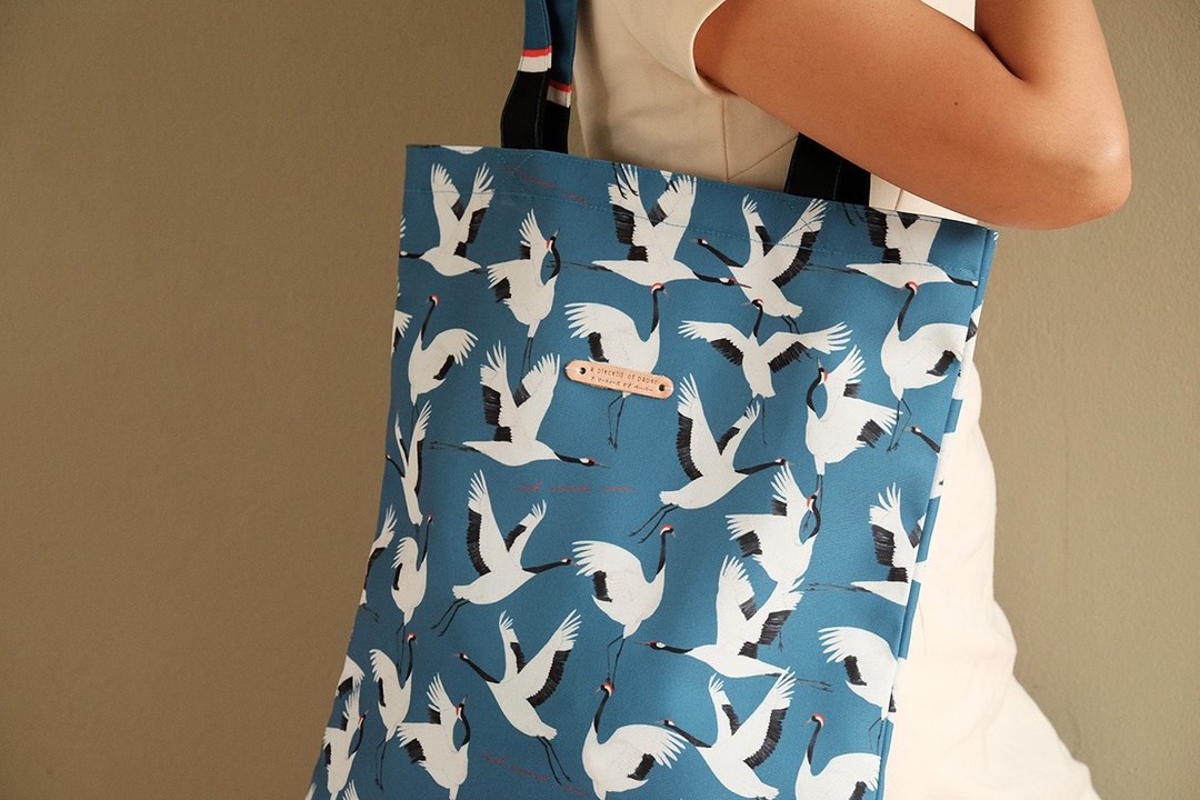 Tote bag :  RED CROWNED CRANE - 手提包/手提袋 - 聚酯纤维 蓝色