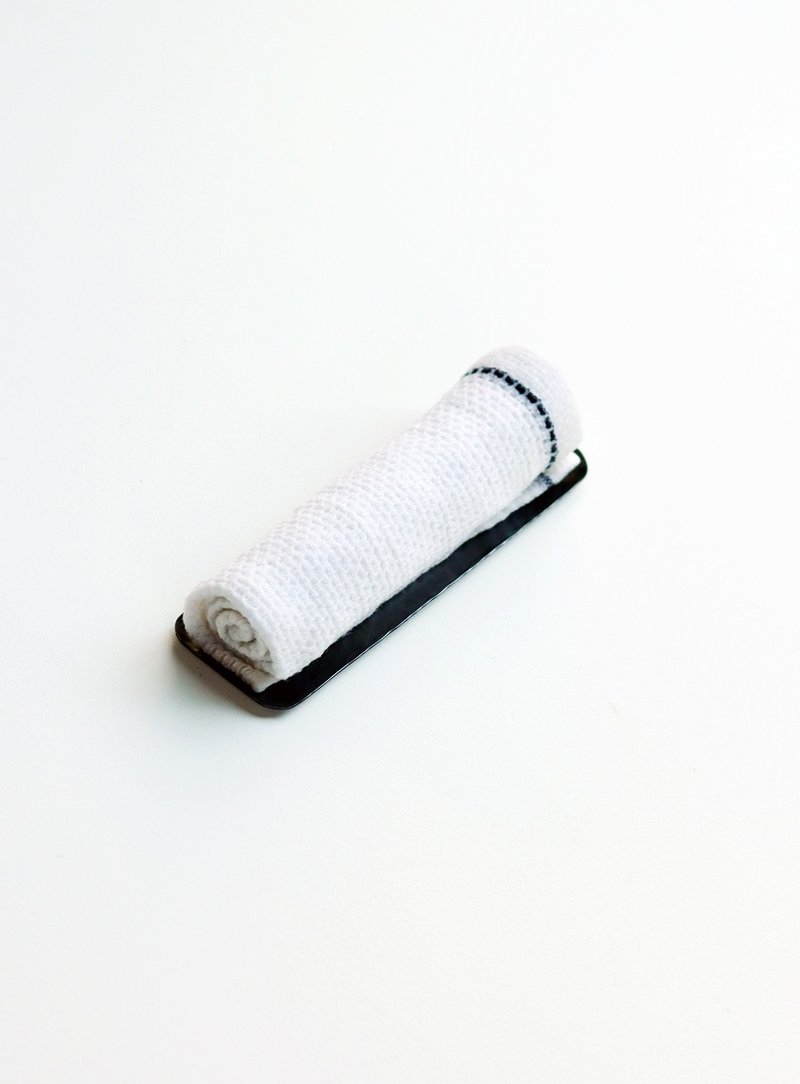 姆雷特图案毛巾盘，小号，染黑 - 杯垫 - 铜/黄铜 金色