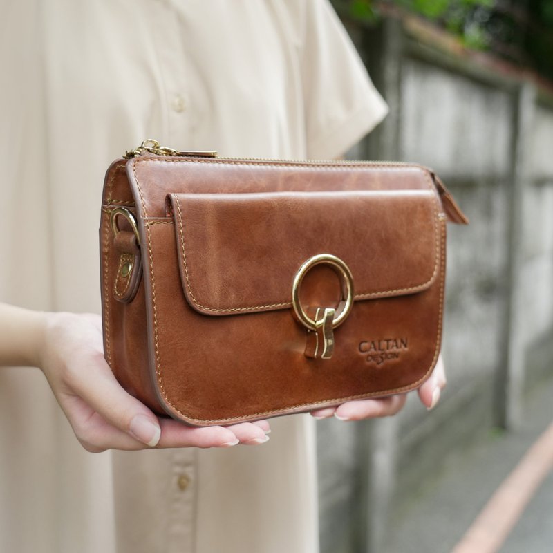 【24hr快速出货】夕韵转扣 真皮斜背包 三色 5524 - 侧背包/斜挎包 - 真皮 咖啡色