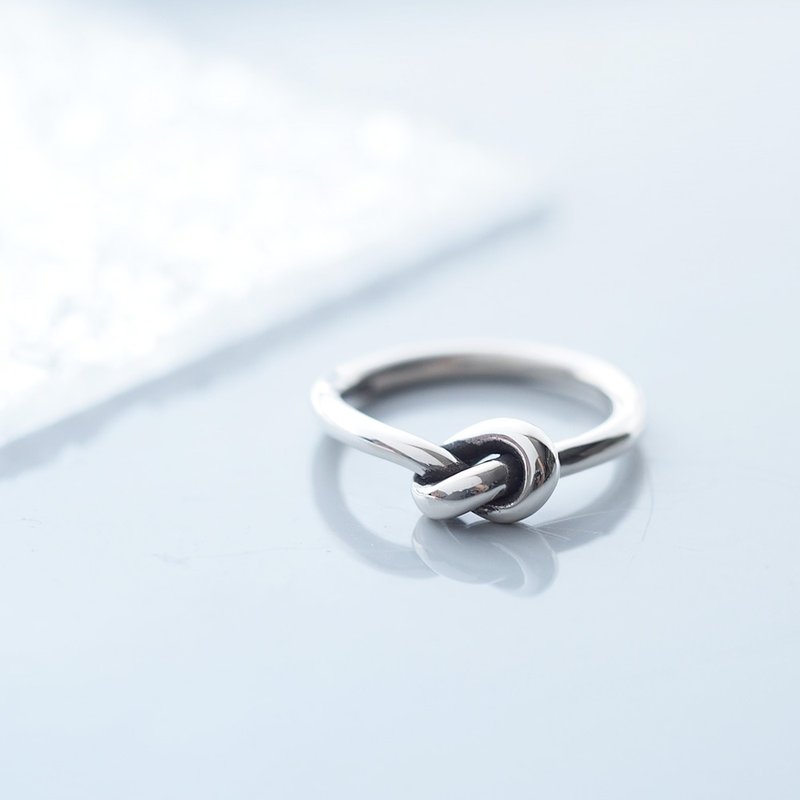Knot ring Silver 925 - 戒指 - 其他金属 银色