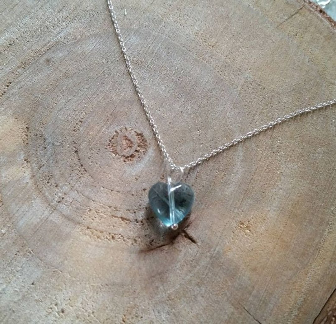 9/10MM 心形蓝绿色萤石 简约纯银锁骨链 (链条为1mm粗) 9/10MM heart shape flourite 925 silver necklace - 锁骨链 - 宝石 绿色