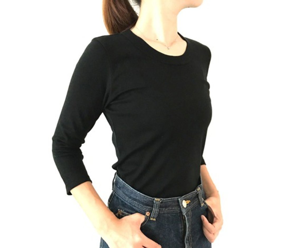 [For long sleeves] Adult U-neck T-shirt with a focus on shape [Available in colors and sizes] - 女装上衣 - 棉 