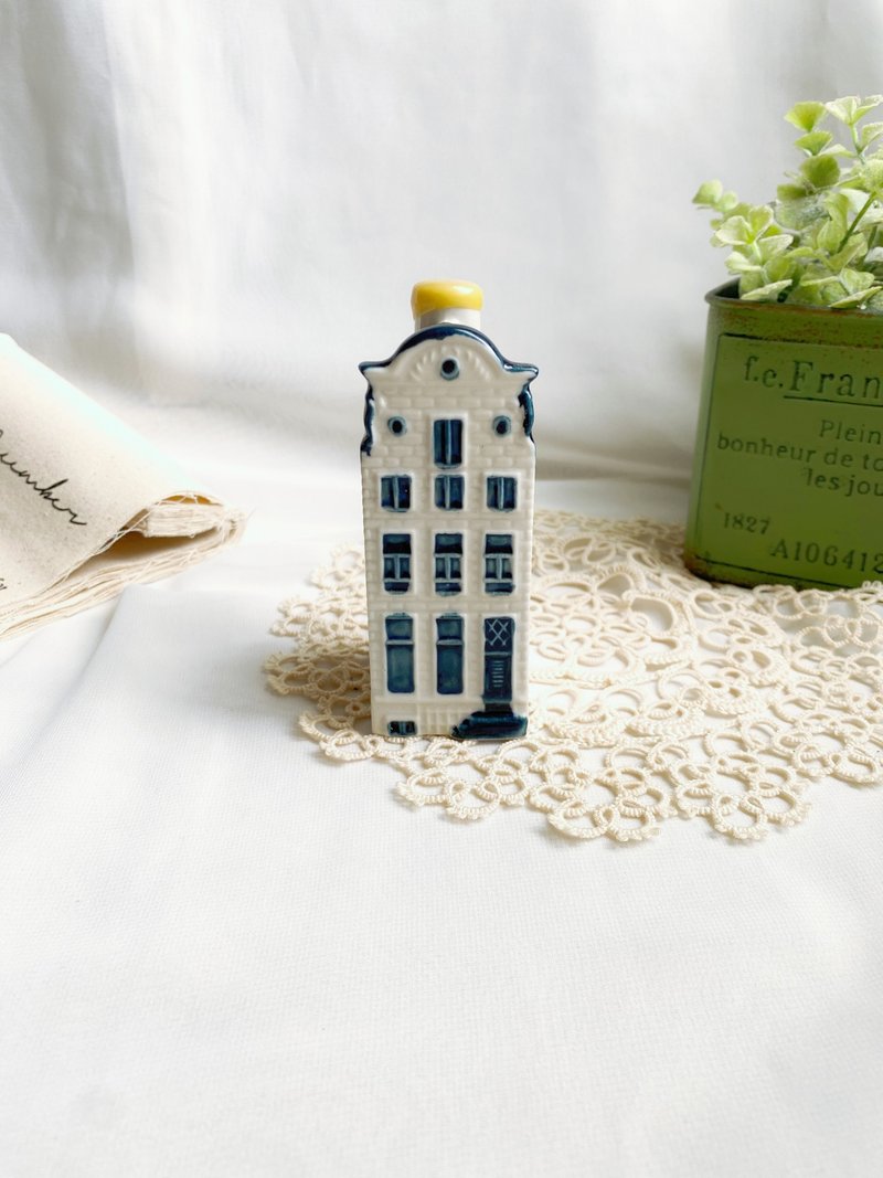 【好日恋物】荷兰KLM皇家航空代尔夫特蓝陶小屋 #60 - 摆饰 - 陶 白色