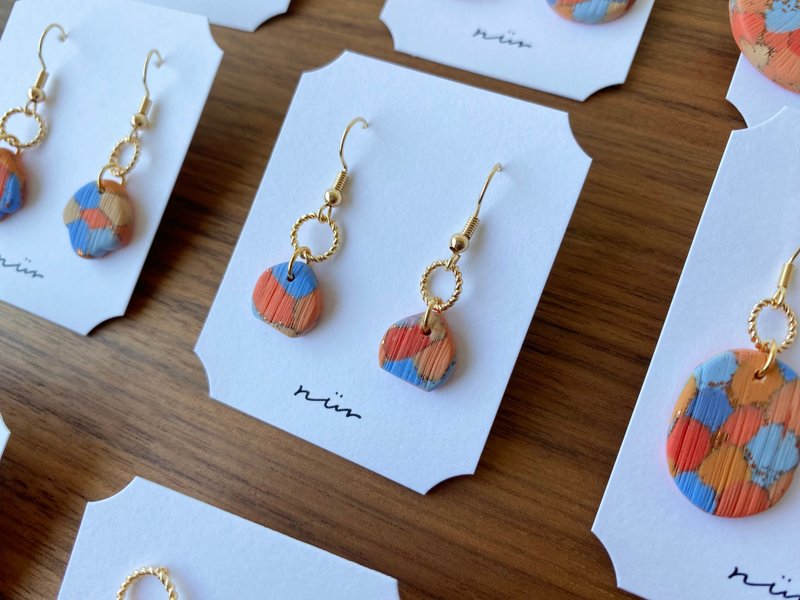 【喜乐】原创耳环 | 软陶耳环 | 耳针耳夹 | 圣诞饰品 - 耳环/耳夹 - 粘土 多色