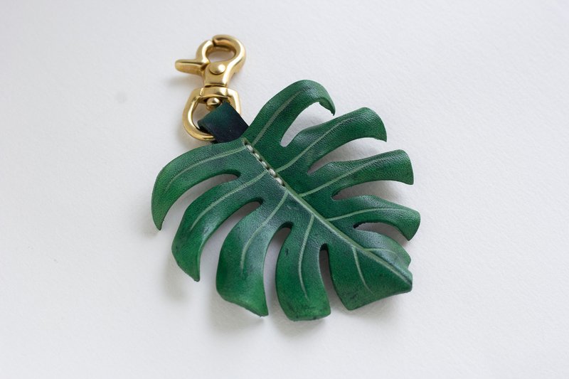 Monstera Deliciosa 龟背芋皮革黄铜挂饰 - 钥匙链/钥匙包 - 真皮 绿色