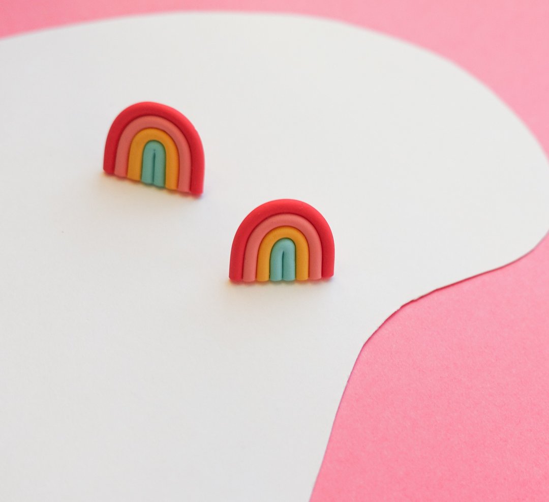 小彩虹耳钉 手工软陶耳环/耳夹 rainbow/ studs 礼物 特别 - 耳环/耳夹 - 陶 多色