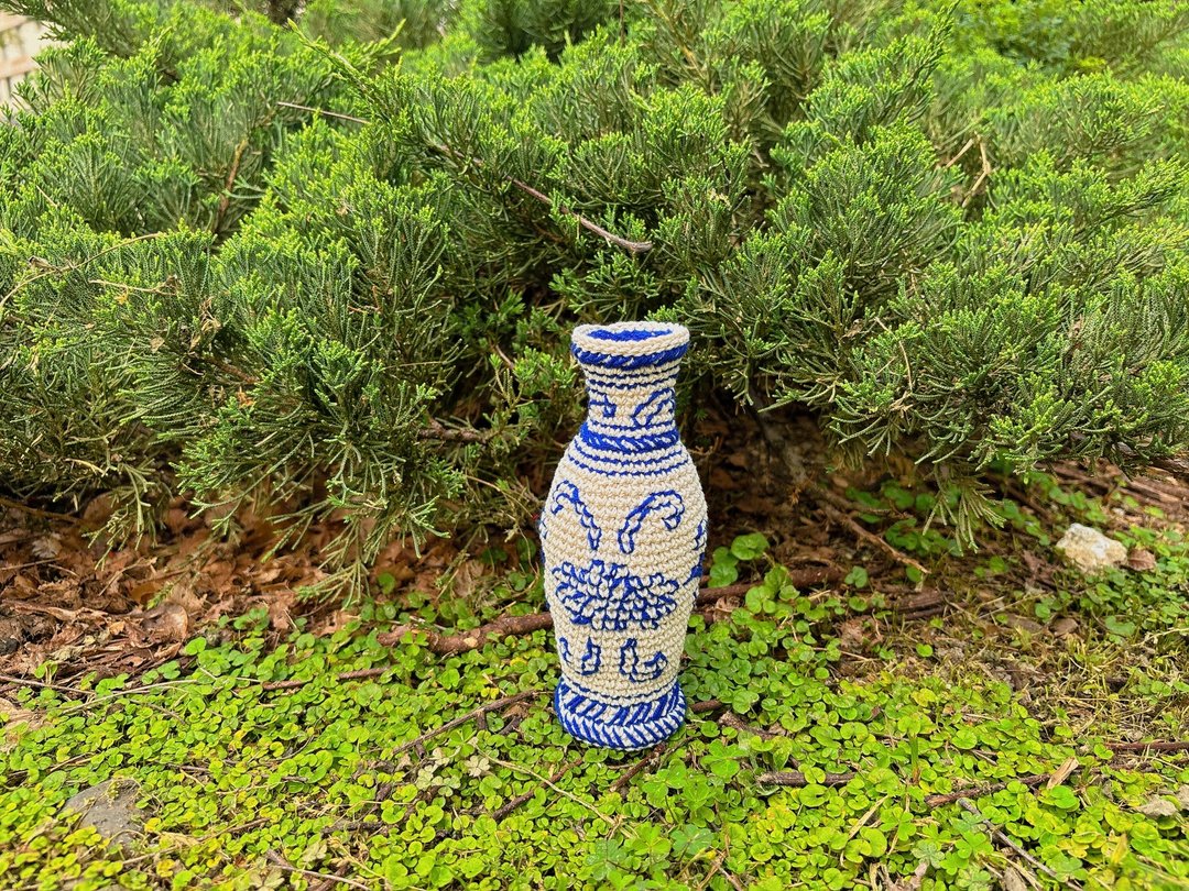 菊花海棠瓶  青花瓷风 手织花器 - 花瓶/陶器 - 棉．麻 白色