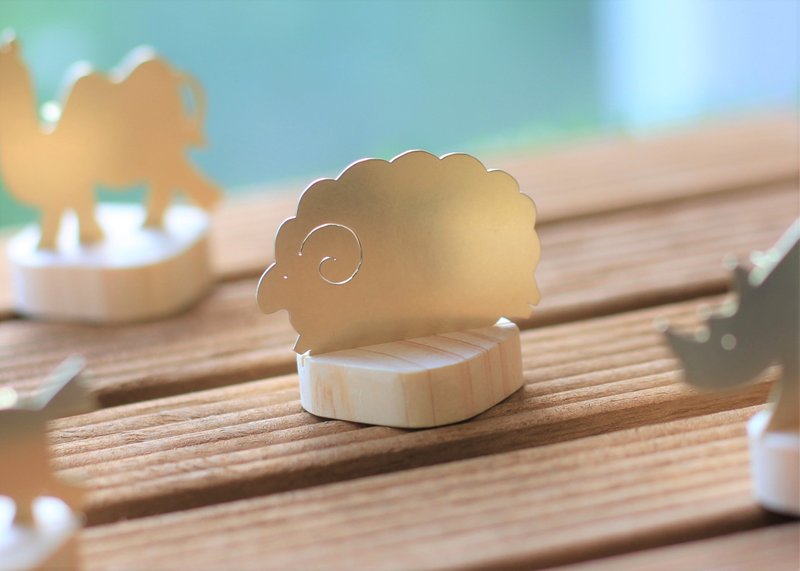 Brass Brooch - Sheep - 胸针 - 铜/黄铜 金色