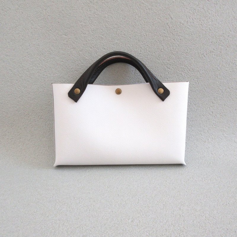 手缝・单独拿着也很吸睛・牛革・包中包・手工缝制・084 - 手提包/手提袋 - 真皮 白色