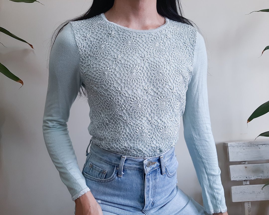 AQUASCUTUM 羊毛丝针织上衣 手工钩织 淡蓝色扇形领 小号 - 女装针织衫/毛衣 - 羊毛 蓝色