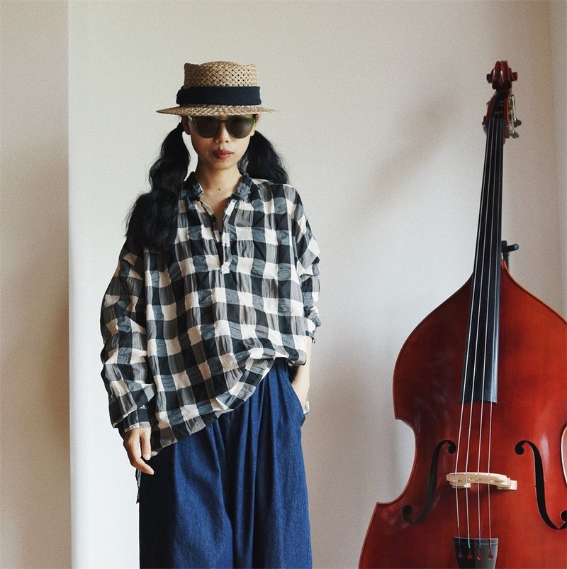 黑白格立體鹽縮襯衣 工作罩衣 French Cotton Work Smcok - 女装上衣 - 棉．麻 白色