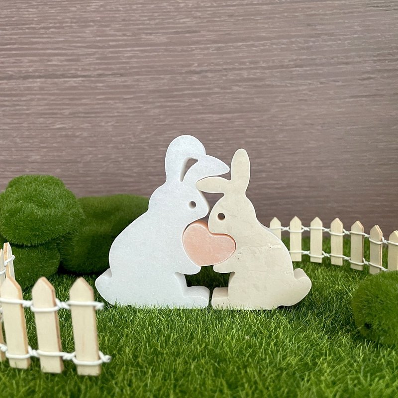 天然大理石抱心兔摆件│忠石石材 - 摆饰 - 石头 多色