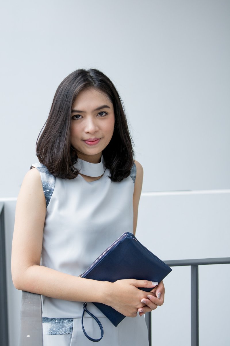 Grey Halter Neck Jumpsuit (Size L) - 背带裤/连体裤 - 其他材质 银色