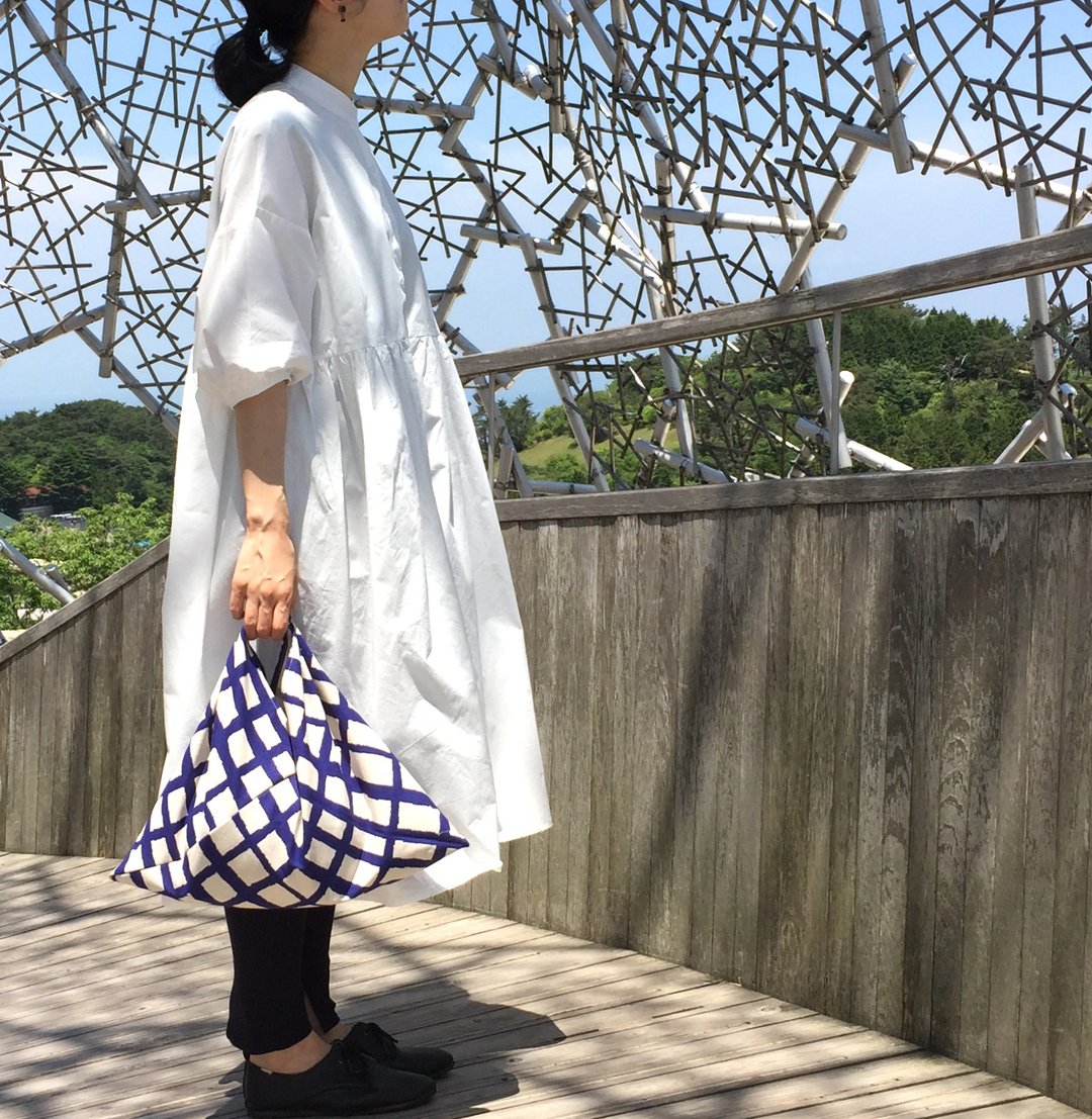 Azuma Bag Lattice Navy M - 手提包/手提袋 - 棉．麻 蓝色