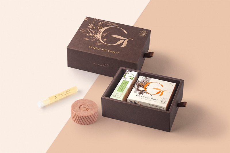 【绿果】 中秋节礼盒 月亮皂安心礼盒 手工皂 防蚊油 附提袋 - 防蚊用品 - 其他材质 多色