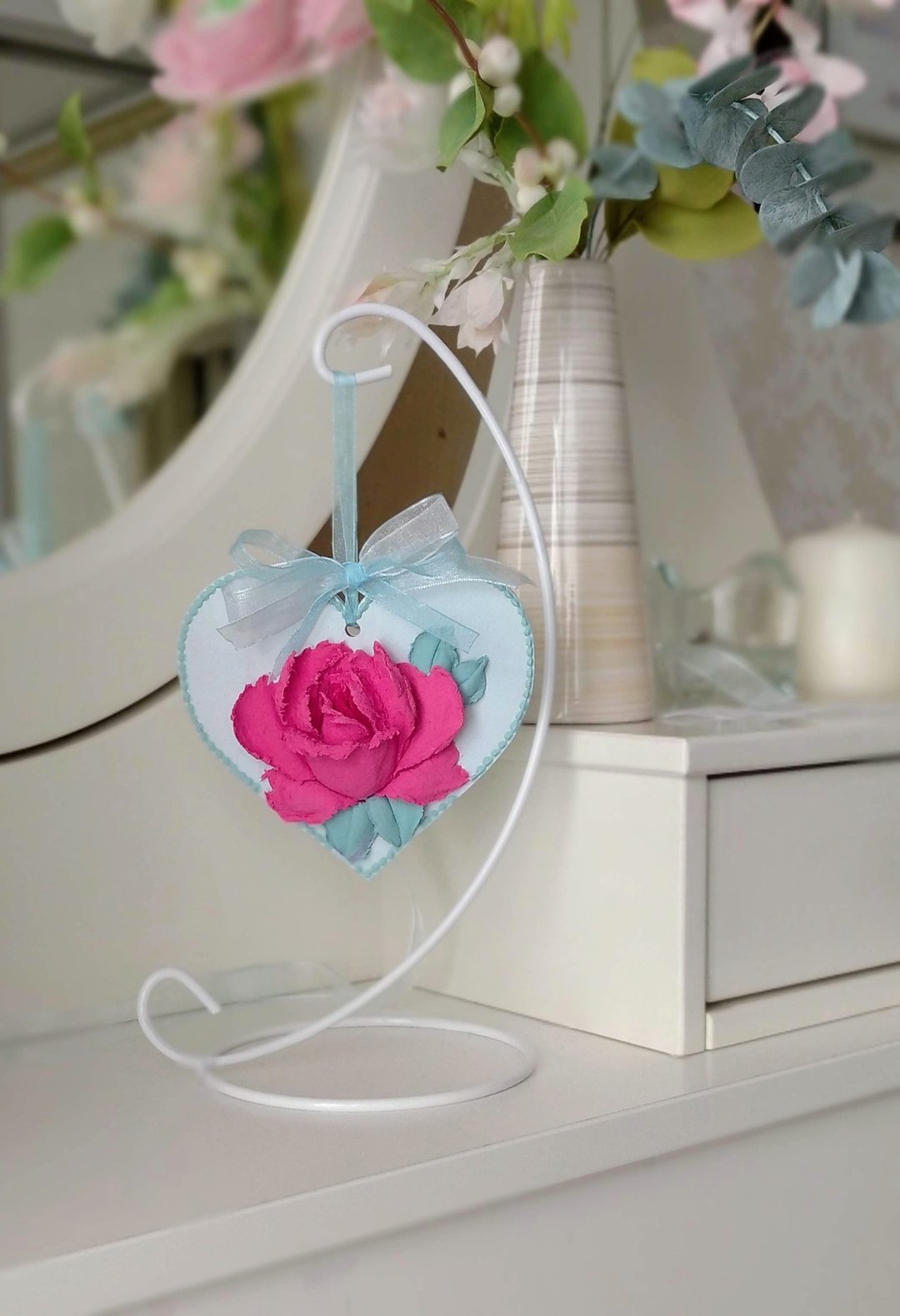 Hanging heart with 3D rose on metal stand Wedding floral table decor Mother gift - 其他 - 木头 红色