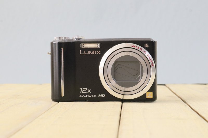 [工作产品] Panasonic LUMIX DMC-TZ7 S/N EN9FD003327 P003 - 相机 - 其他金属 黑色