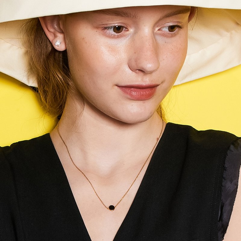 ROCA 迷你圆形缟玛瑙项链 - 项链 - 半宝石 黑色