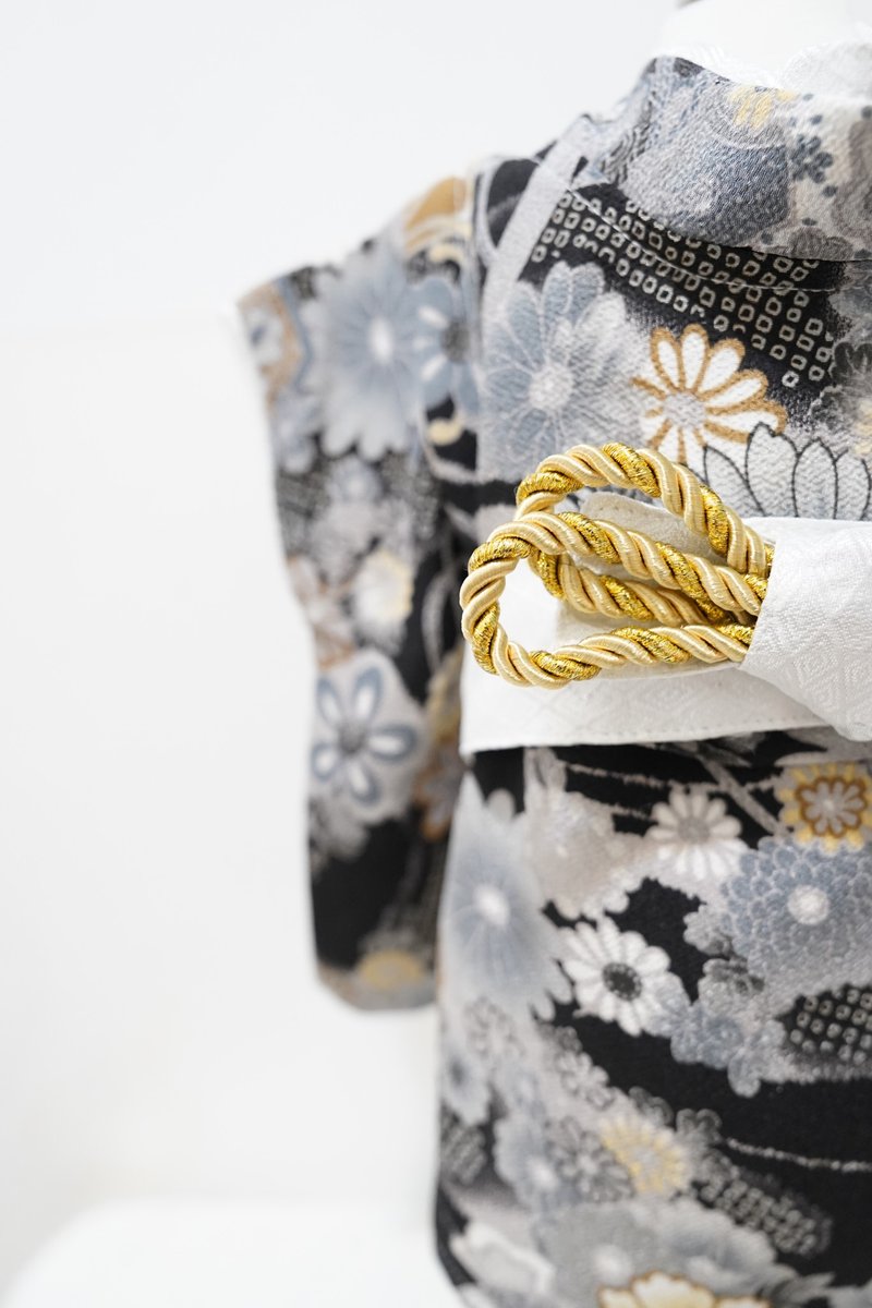 Crazy de Wan -  Furisode Kimono 振袖和服 (Tobari GY) - 衣/帽 - 棉．麻 黑色