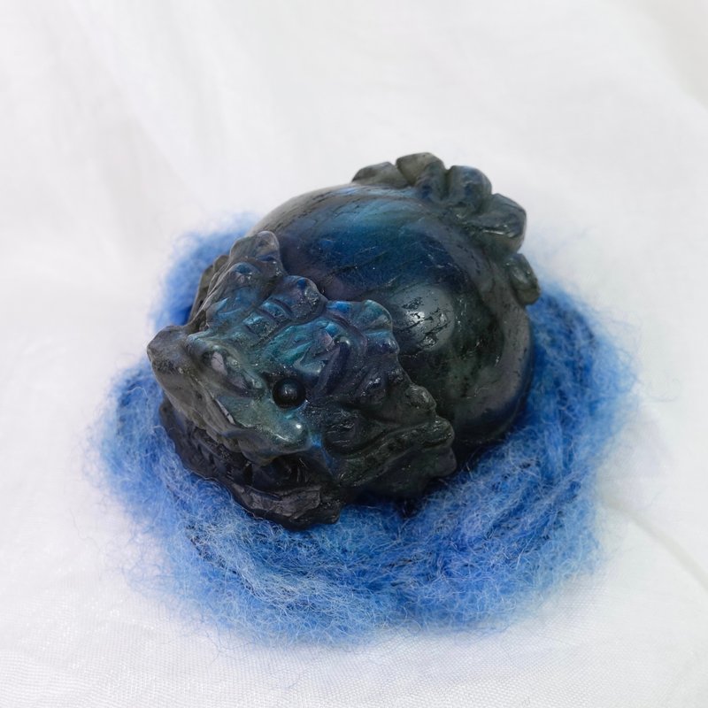 蓝光拉长龙龟附手工矿垫 - 摆饰 - 半宝石 