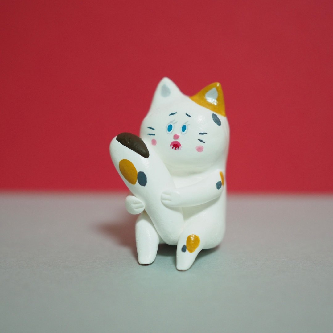 巧克力尾巴猫 - 玩偶/公仔 - 粘土 白色