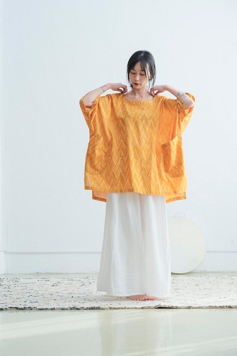 OMAKE 宽版大口袋上衣 / Dabu 蛋黄 - 女装上衣 - 棉．麻 黄色