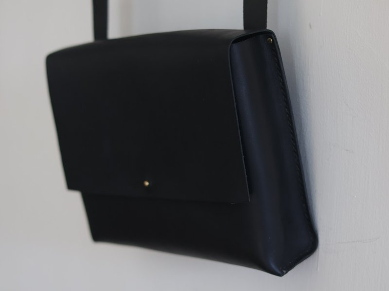 小型肩背包 - 侧背包/斜挎包 - 真皮 黑色