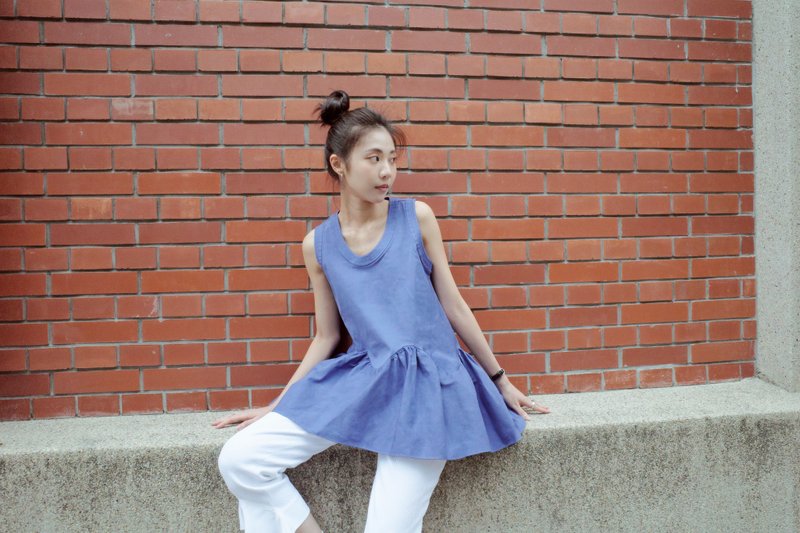 UUIN   _ 蓝蓝无袖造型上衣 - 女装上衣 - 其他材质 蓝色