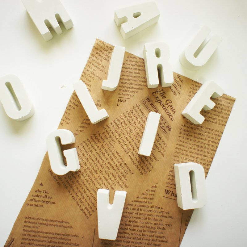 纯白水泥字母  摆饰 英文字 白色 婚礼布置道具 - 摆饰 - 水泥 白色