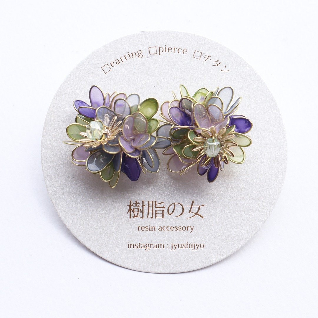 绣球花耳环 耳夹 紫和绿 - 耳环/耳夹 - 其他材质 紫色