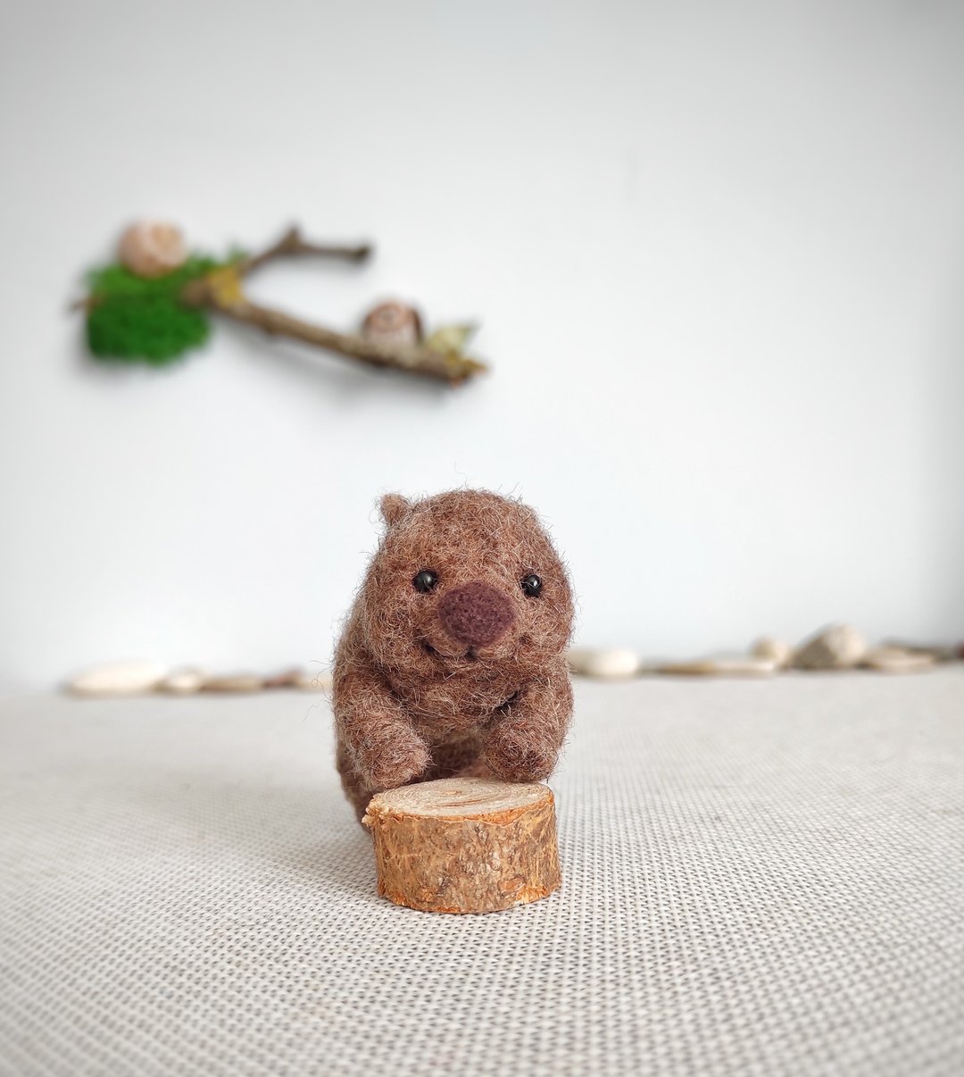 Baby wombat handmade ornament•Wombat toy gift - 玩偶/公仔 - 羊毛 咖啡色