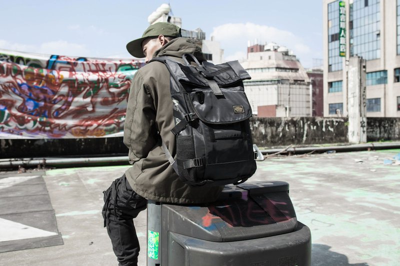 工装机能后背包 Matchwood Rider 军规款 防水 笔电后背包 军黑款 - 后背包/双肩包 - 防水材质 黑色