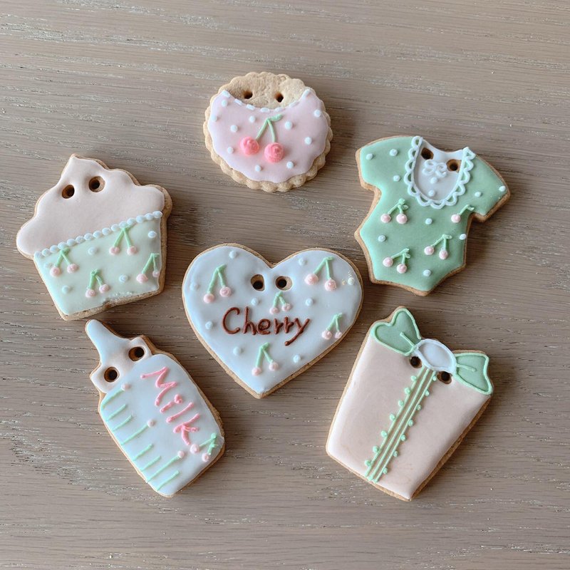 NIJI Cupcake 收涎樱桃糖霜饼干组合 【定制化礼物】 - 手工饼干 - 新鲜食材 粉红色