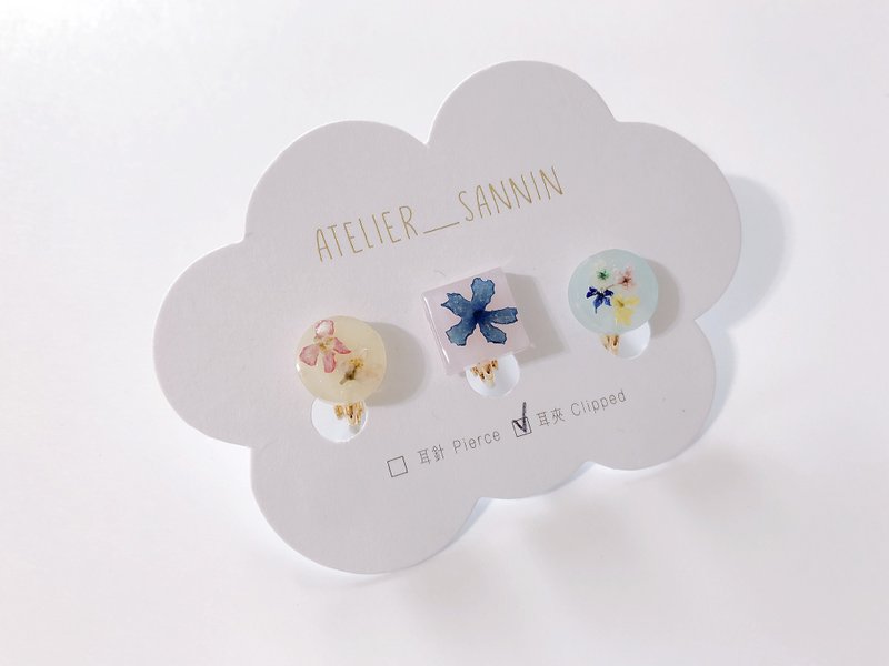 复古扣系列-亚子姊姊的洋装花扣 手作 压花 贴耳 耳针/耳夹 - 耳环/耳夹 - 其他材质 