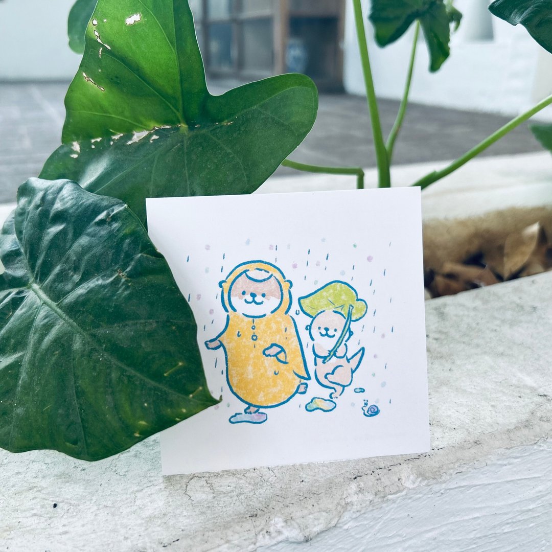 Shine原创可爱下雨小水獭插画明信片 - 卡片/明信片 - 纸 