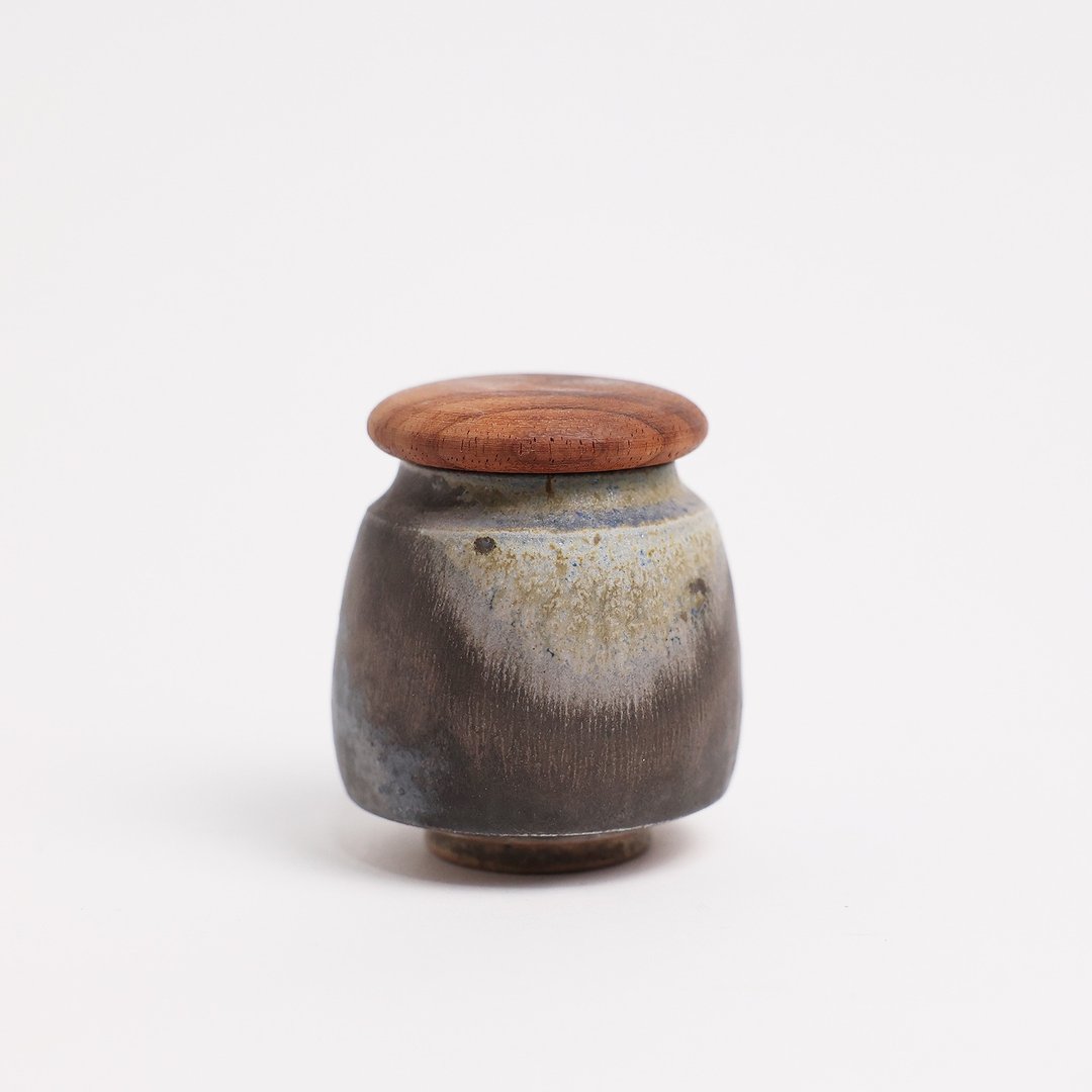 明芽窑 l 柴烧灰蓝双色木盖小罐 陶器 罐子 陶罐 搜藏品 T - 茶具/茶杯 - 陶 灰色