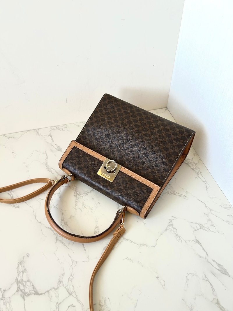 稀有中古二手Celine小号凯莉棕色老花皮革单肩侧背斜孭背包手袋 - 侧背包/斜挎包 - 真皮 咖啡色