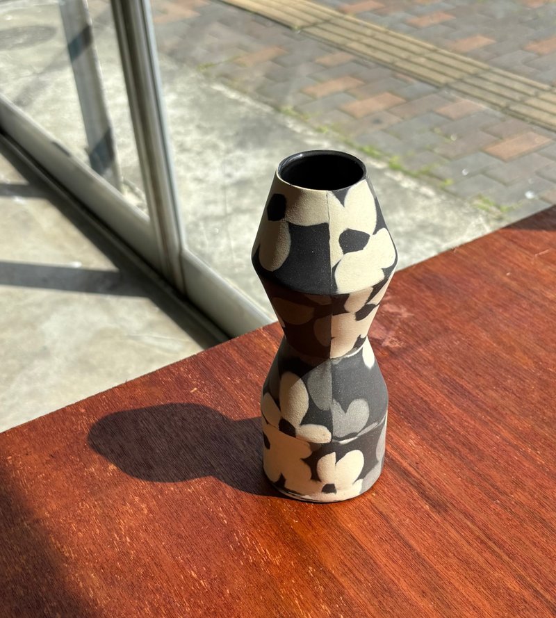 Takeo Vessel Project - 日本黑土系列几何花器2 - 花瓶/陶器 - 陶 