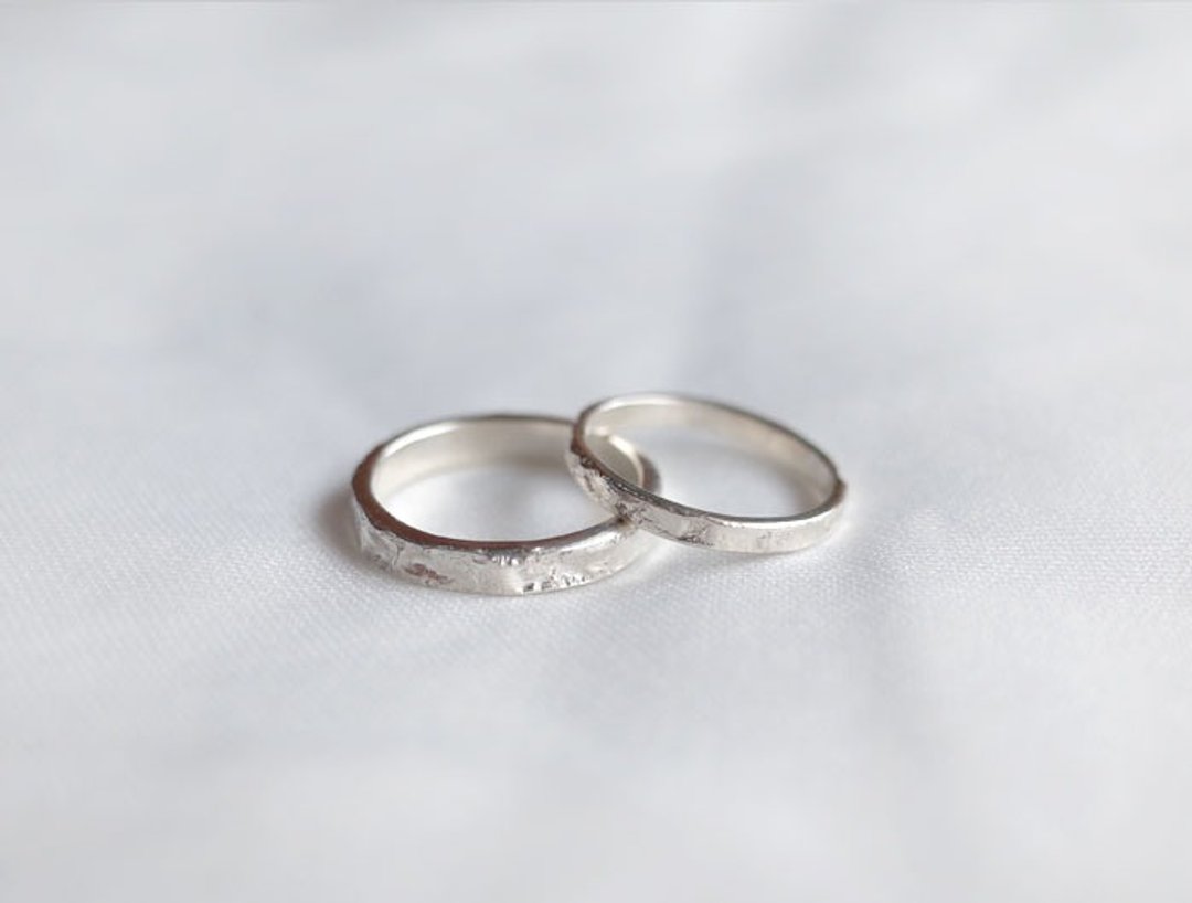 ni.kou 纯银 皱金法纹 情侣戒 婚戒 对戒 - 对戒 - 其他金属 