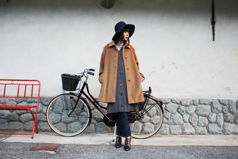 F3030[Vintage外套]{意大利制里标}Wool Coat in Camel驼色质感100%纯羊毛大衣外套(Made in Italy) - 女装休闲/机能外套 - 羊毛 卡其色